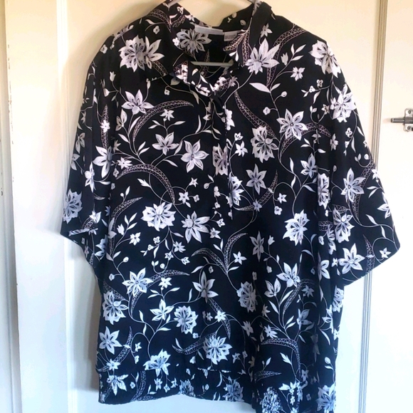 Alfred Dunner Tops - Alfred Dunner ladies  top